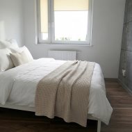 Mieszkanie z ogródkiem i miejscem postojowym