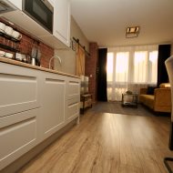 2 pokoje -Stare Miasto, ciche i klimatyczne 