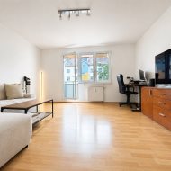 2 pietro||balkon||