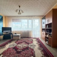 3- pokoje// 1 piętro// duży ogródek 