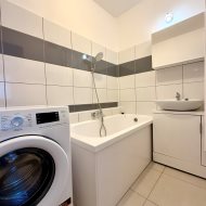 PRAWOBRZEŻE 3pok. 53m2, balkon, piwnica Odświeżone