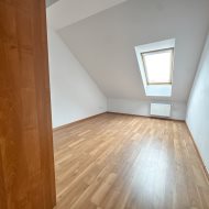 Komfortowe, duże mieszkanie z balkonem i 2 łazien