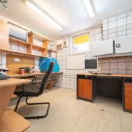 Obiekt produkcyjny | 1232 m2 | 507 m2 | A6 i S3