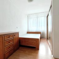 Na wynajem 2 pokoje z balkonem + miejsce postojowe