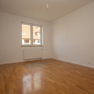 Komfortowe 3 pokoje z ogródkiem na osiedlu Bukowo