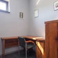 Budynek biurowy 92m²z halą 180m²| Działka 1201m²