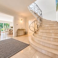 Elegancki dom z działką 1300m2 i garażem!