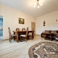 2 POKOJE W SAMYM CENTRUM, BALKON, NISKI CZYNSZ!